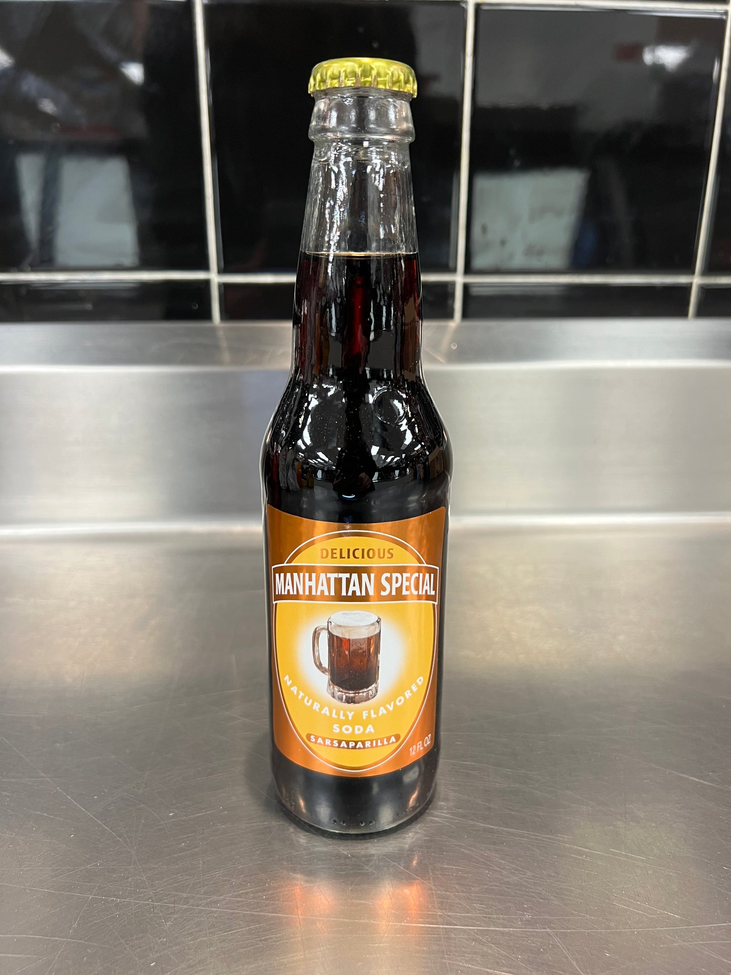 Manhattan Special Sarsaparilla Soda